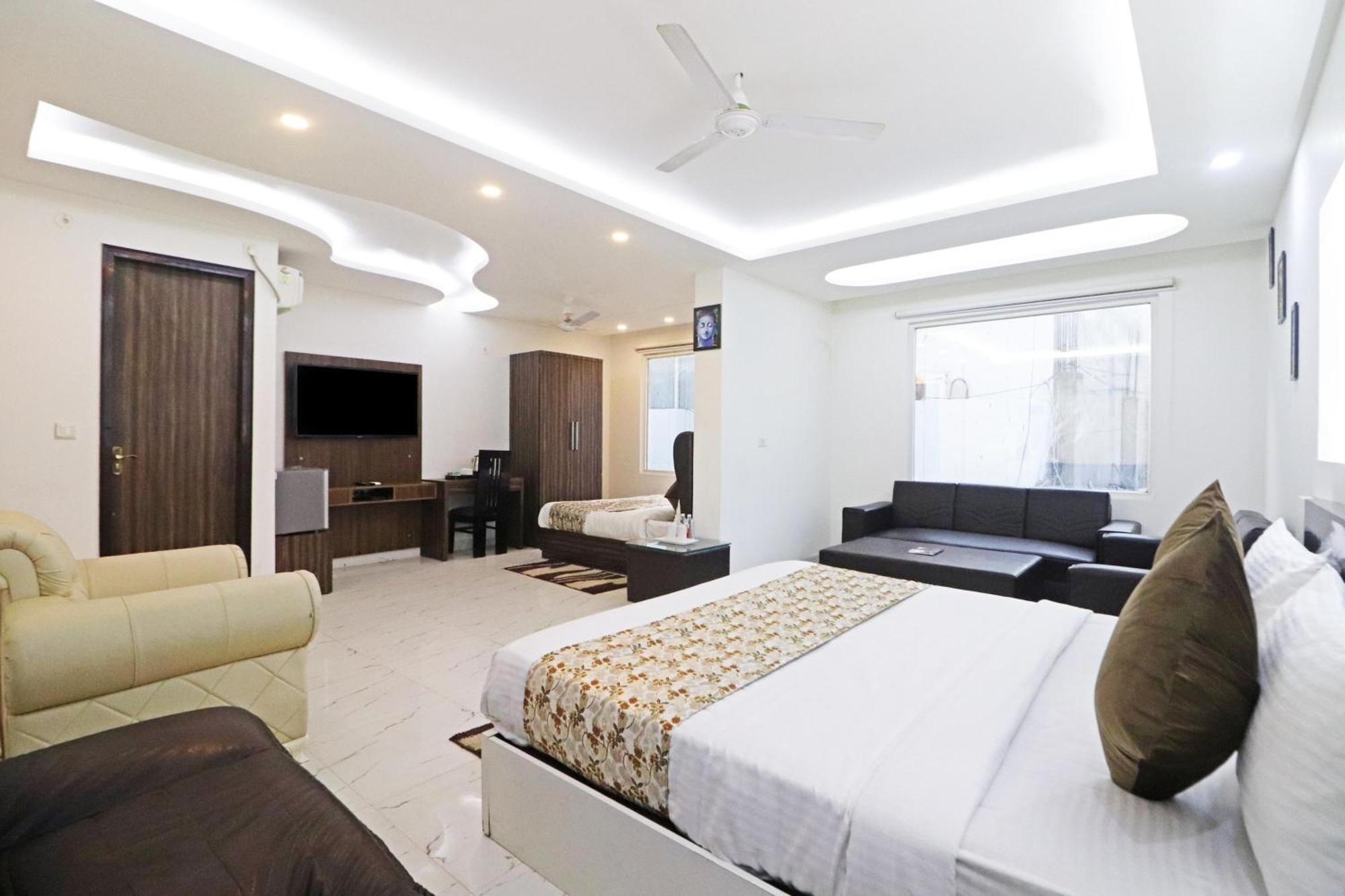 Hotel Mayda Prime Near Delhi Airport 뉴델리 외부 사진