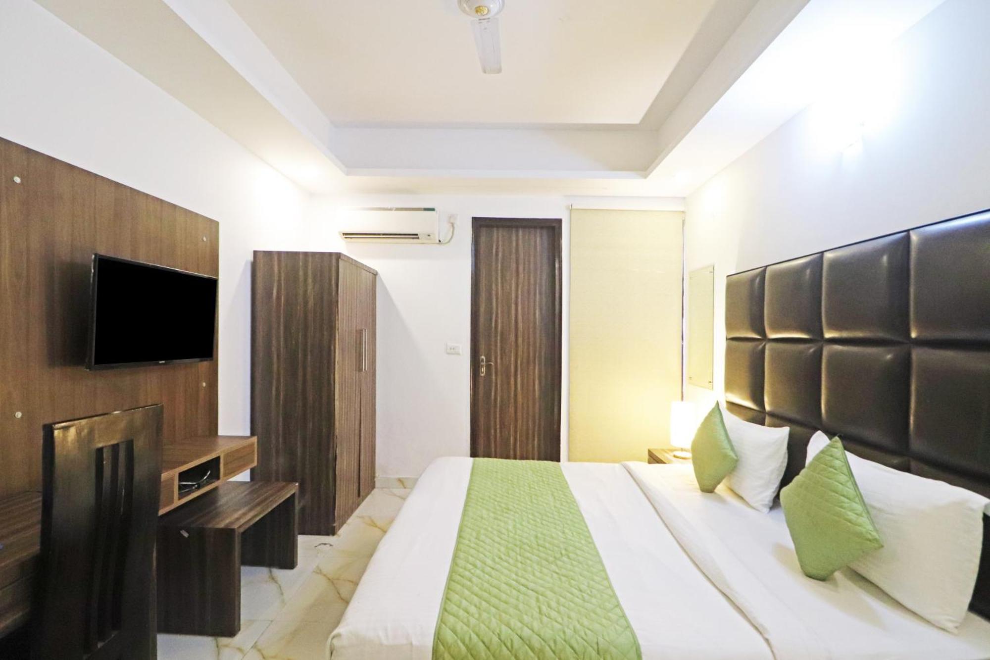 Hotel Mayda Prime Near Delhi Airport 뉴델리 외부 사진