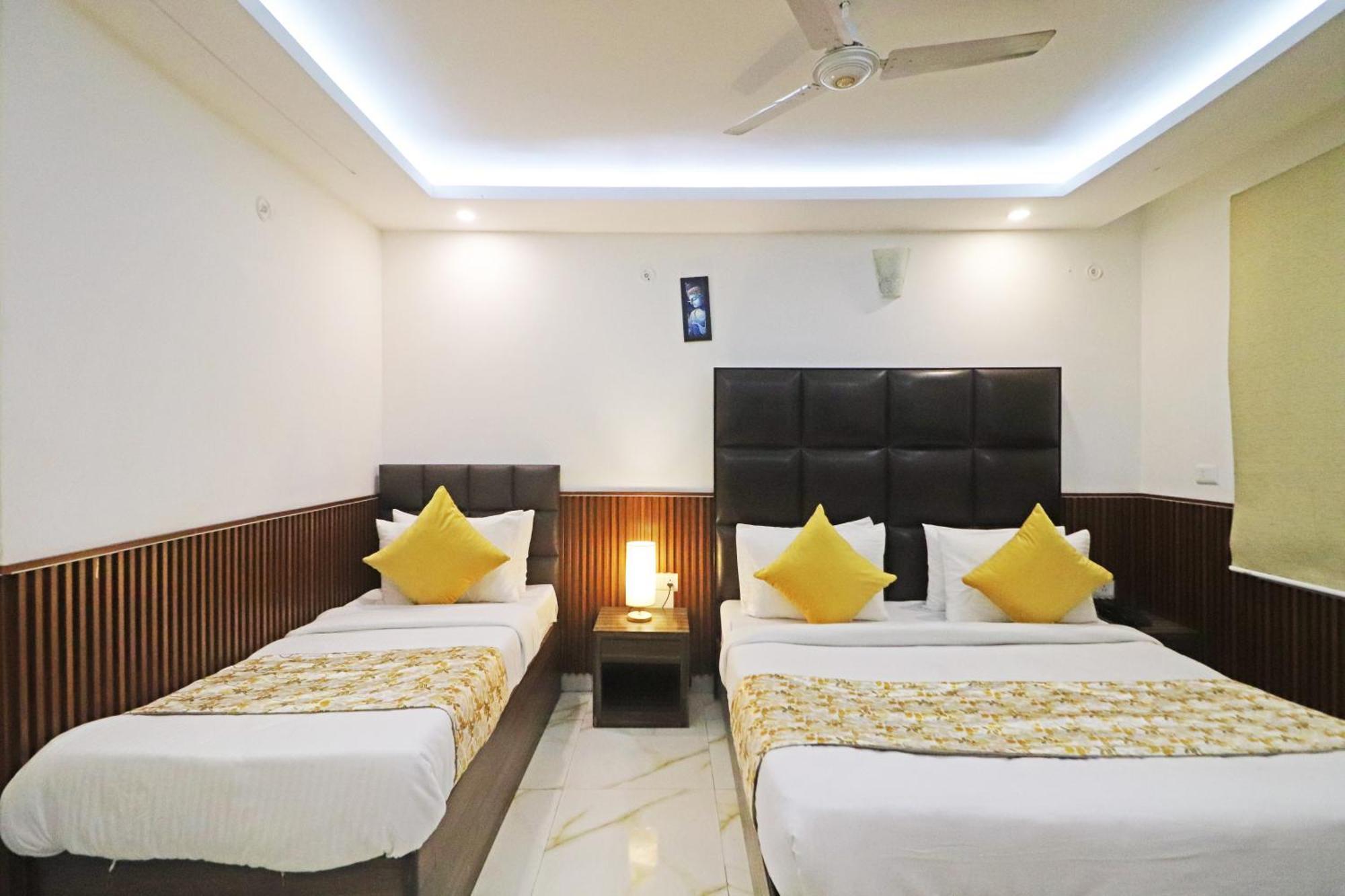 Hotel Mayda Prime Near Delhi Airport 뉴델리 외부 사진