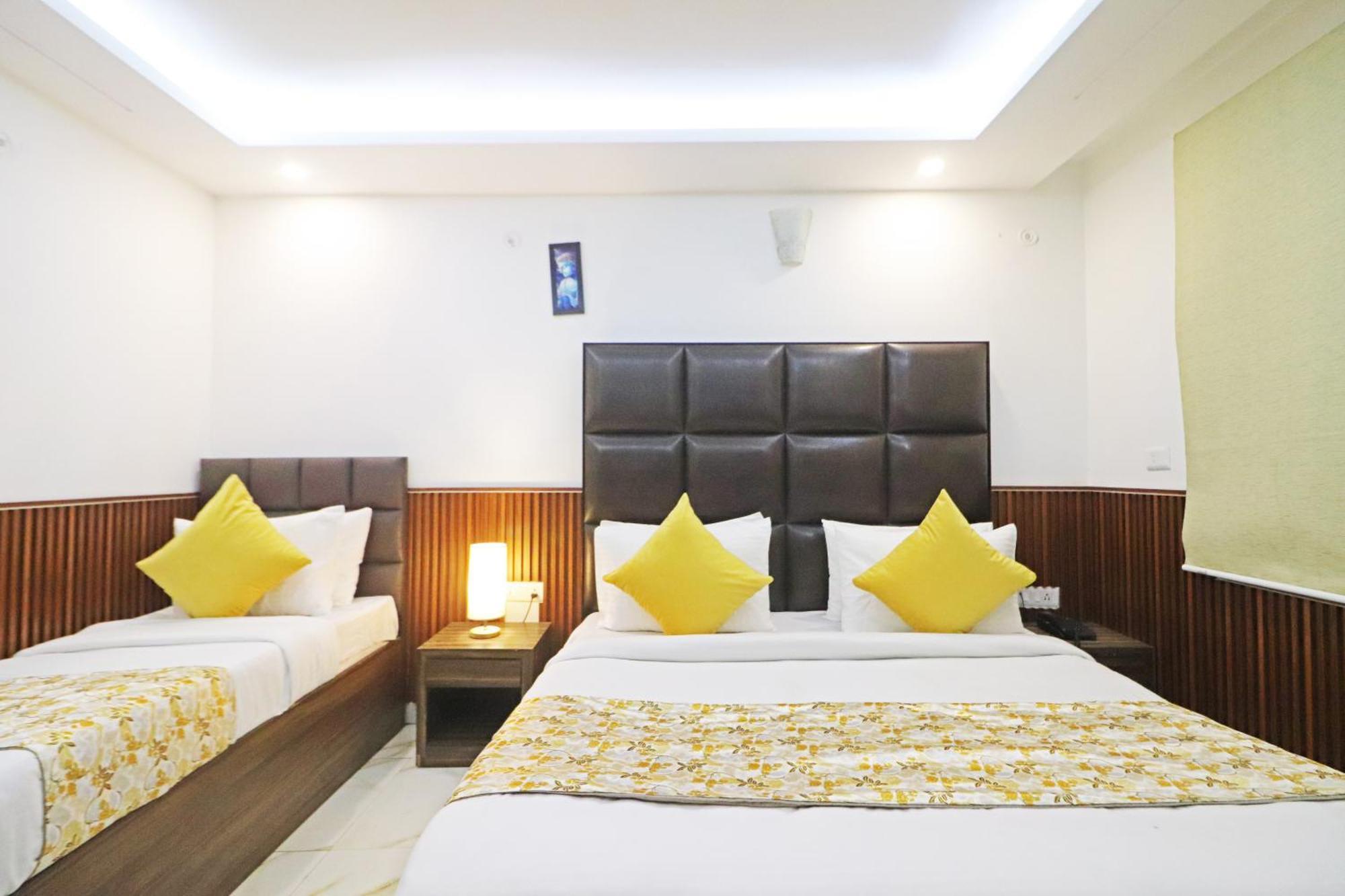 Hotel Mayda Prime Near Delhi Airport 뉴델리 외부 사진