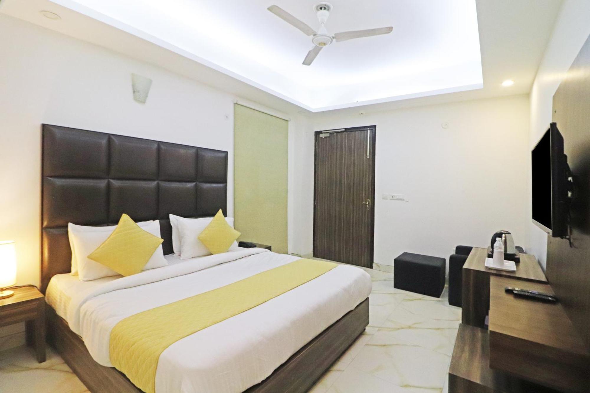 Hotel Mayda Prime Near Delhi Airport 뉴델리 외부 사진