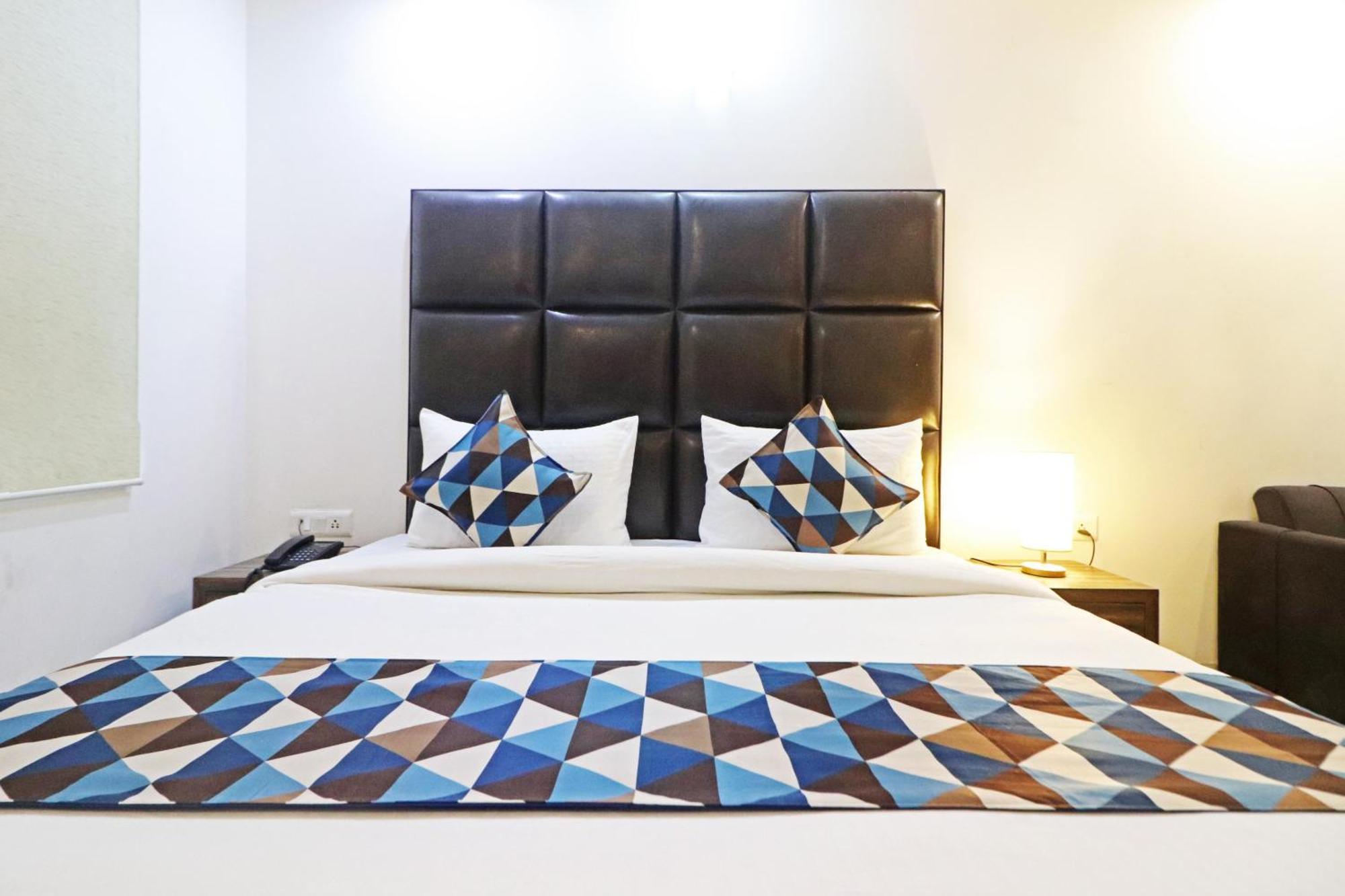 Hotel Mayda Prime Near Delhi Airport 뉴델리 외부 사진