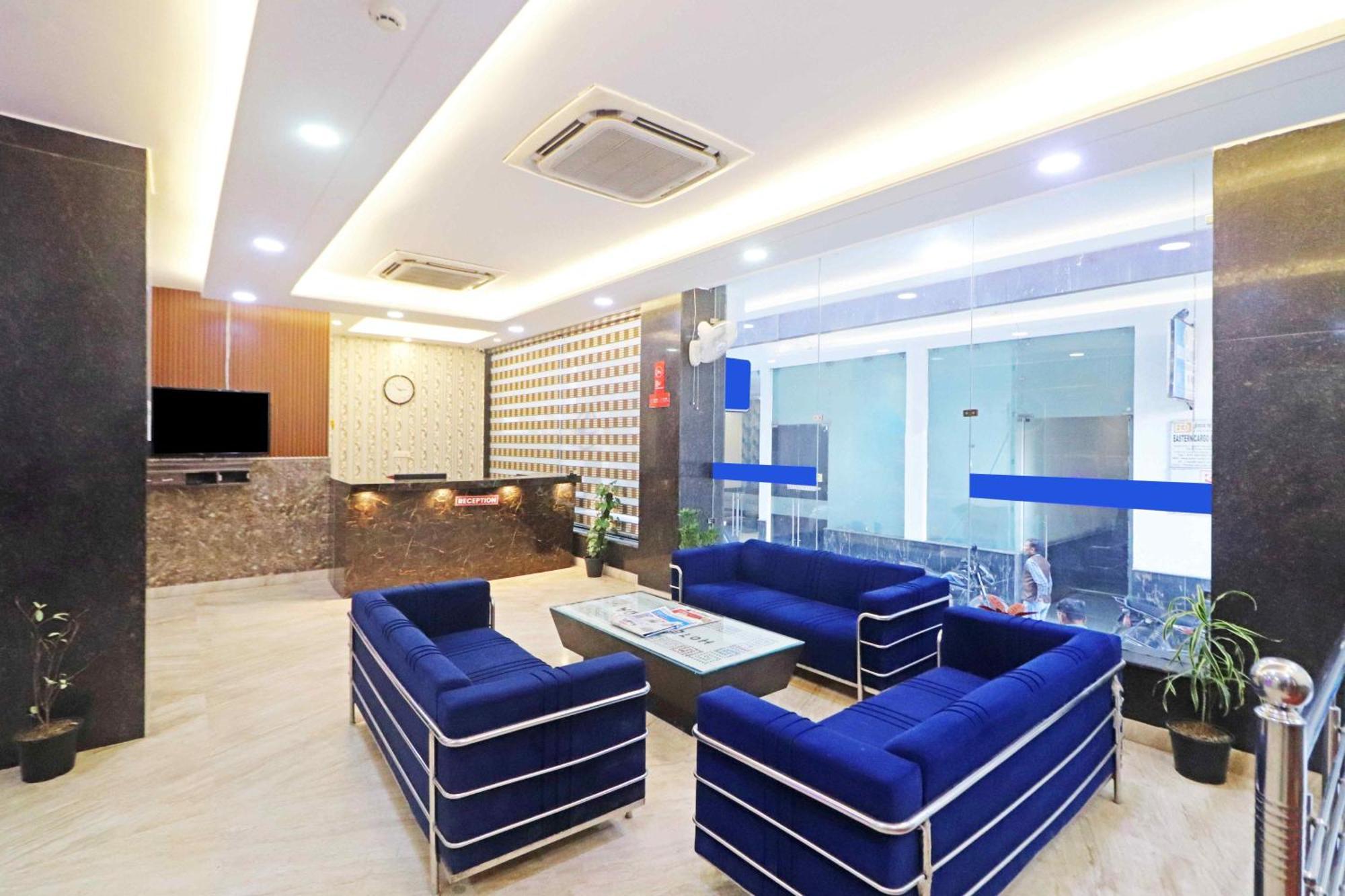 Hotel Mayda Prime Near Delhi Airport 뉴델리 외부 사진