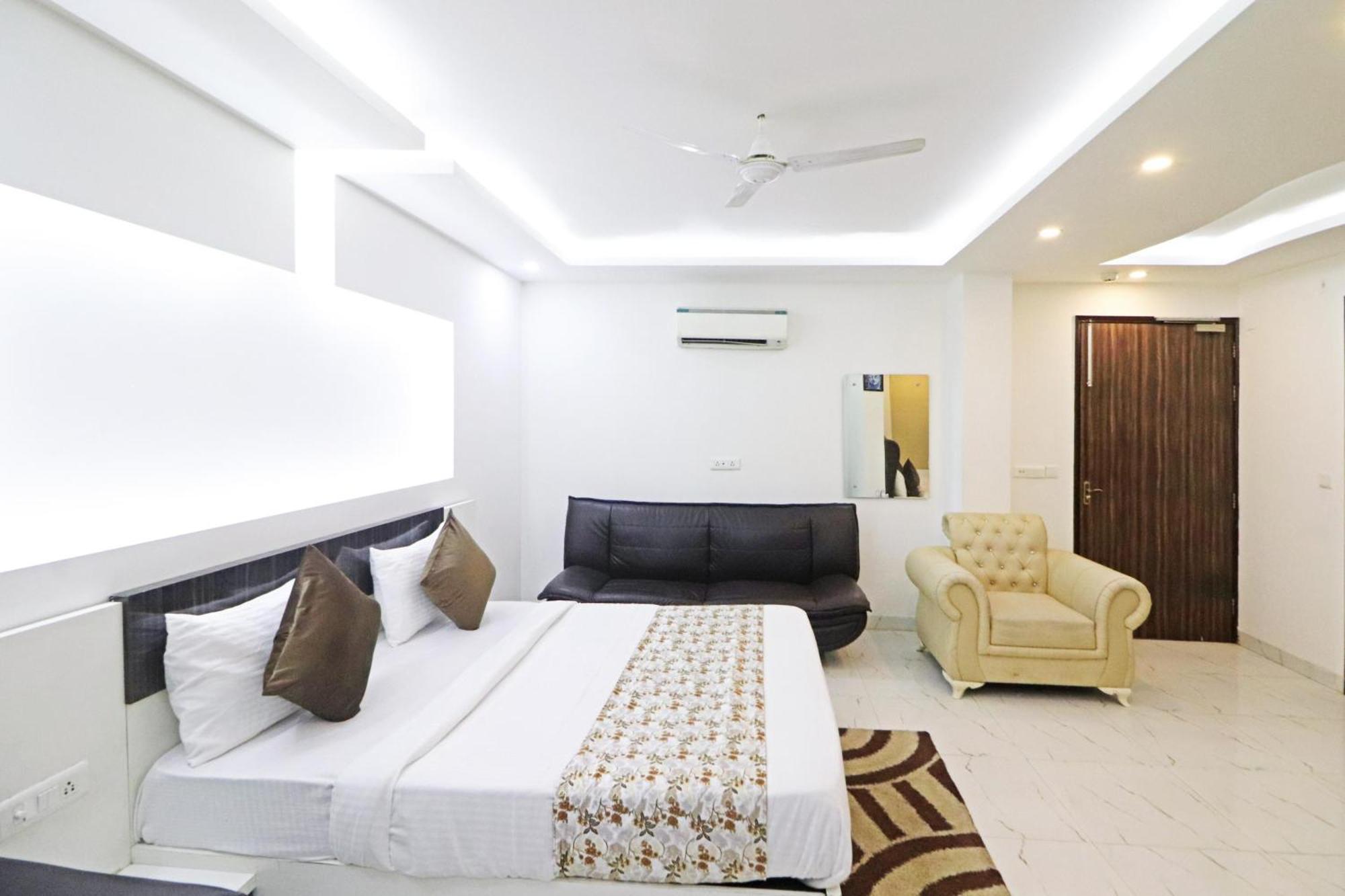 Hotel Mayda Prime Near Delhi Airport 뉴델리 외부 사진
